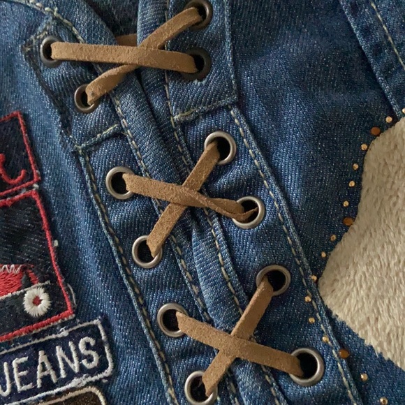 NWOT Crop top from Samiia. Small jeans. - Picture 3 of 6